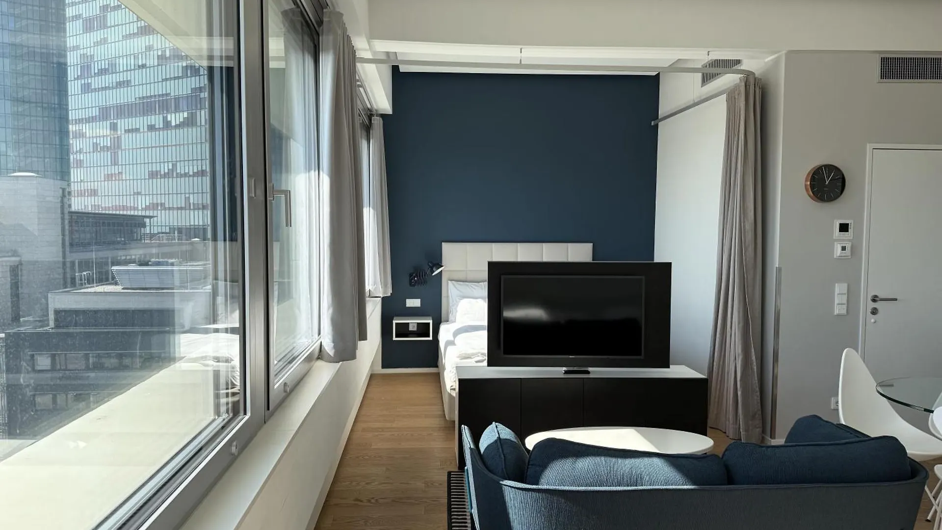 Penthouse-Flair With Skyline-View Apartment Vienna