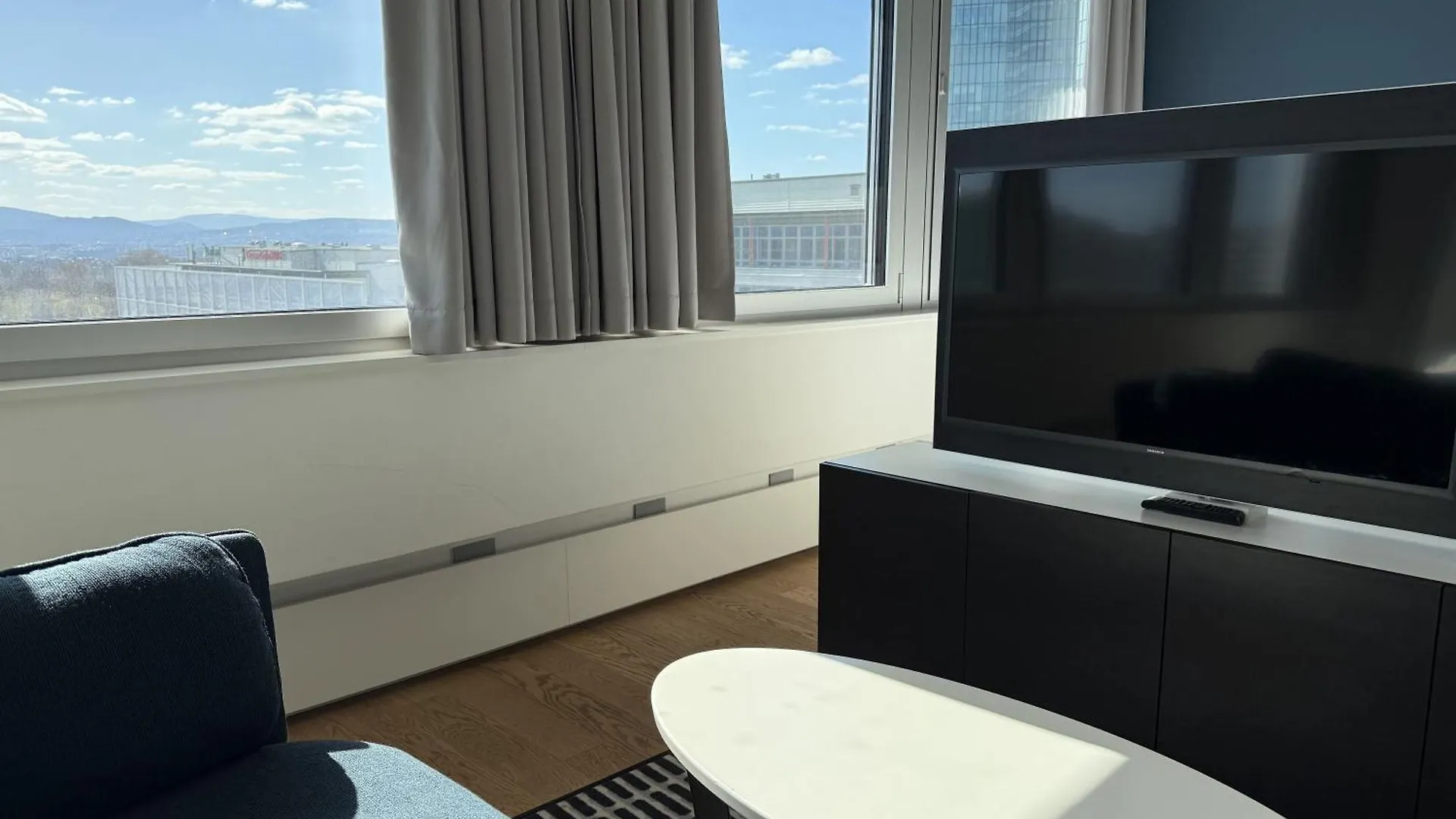 Penthouse-Flair With Skyline-View Apartment Vienna