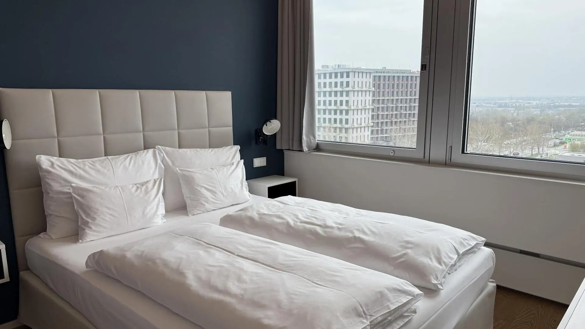 Penthouse-Flair With Skyline-View Apartment Vienna