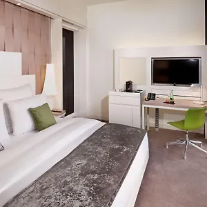 Melia Viena